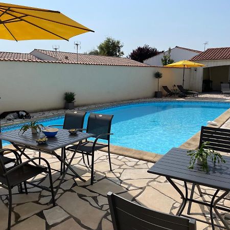Les Pertuis Rochelais Bed & Breakfast Périgny Dış mekan fotoğraf