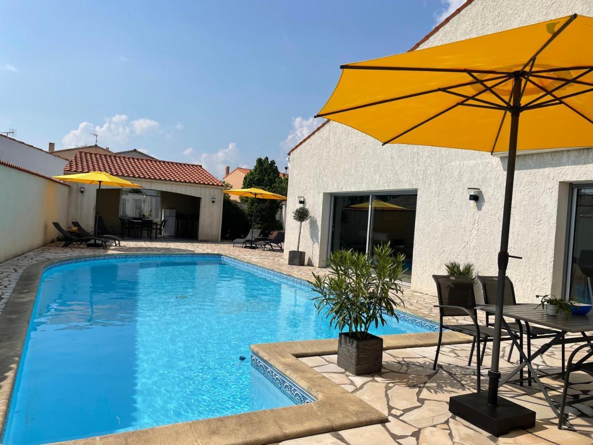 Les Pertuis Rochelais Bed & Breakfast Périgny Dış mekan fotoğraf