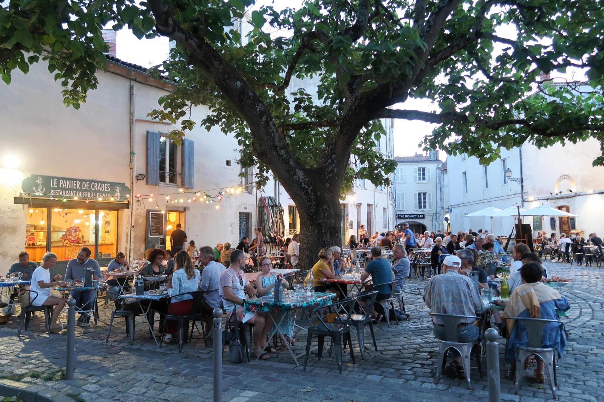 Les Pertuis Rochelais Bed & Breakfast Périgny Dış mekan fotoğraf